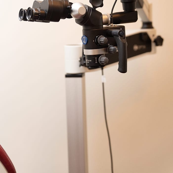 Microscope opératoire